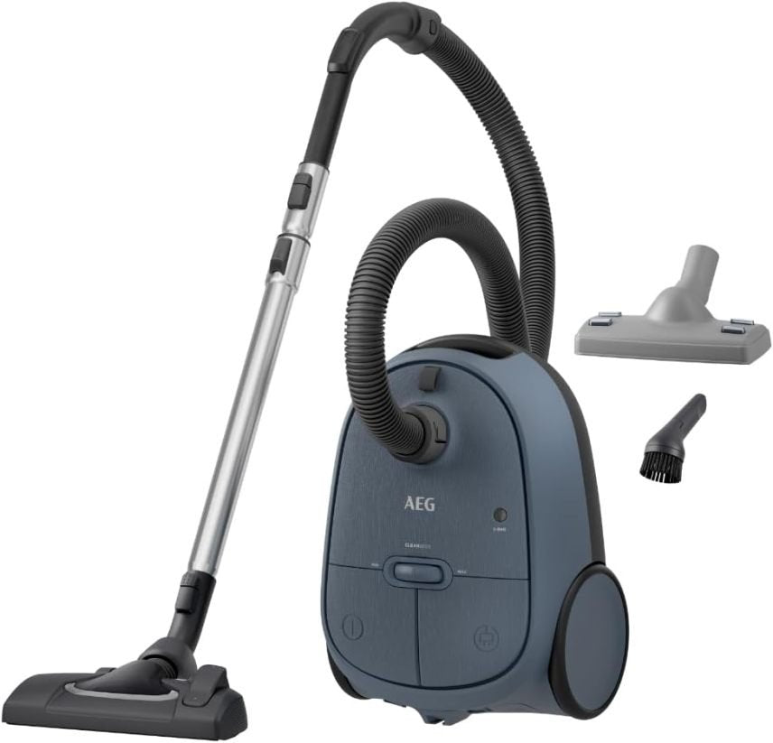 AEG CLEAN 6000 AB61C2DB Aspirador con bolsa – Gran potencia de aspiración, boquilla para tejidos, 50 % plástico reciclado, ideal para mascotas,…