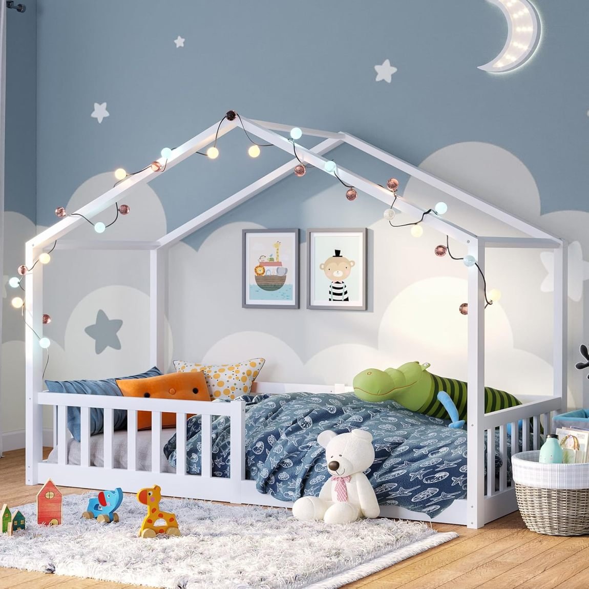 Bellabino Bia Cama casita infantil 140 × 200 cm – Barrera anticaídas, somier de lamas, cama Montessori a ras de suelo de pino macizo blanco